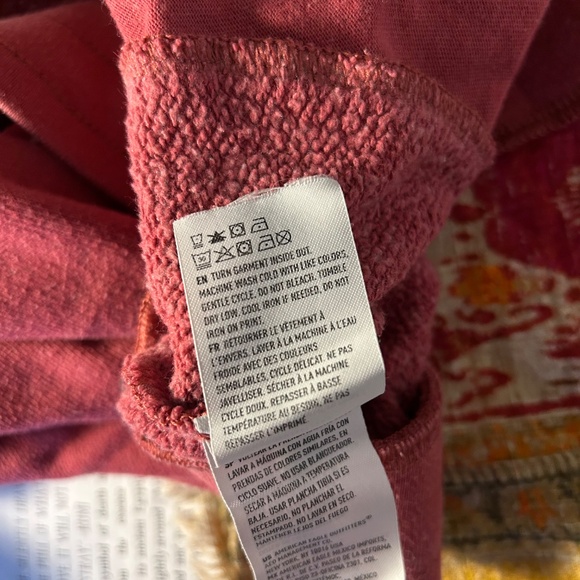 American Eagle red joggers - Picture 4 of 4